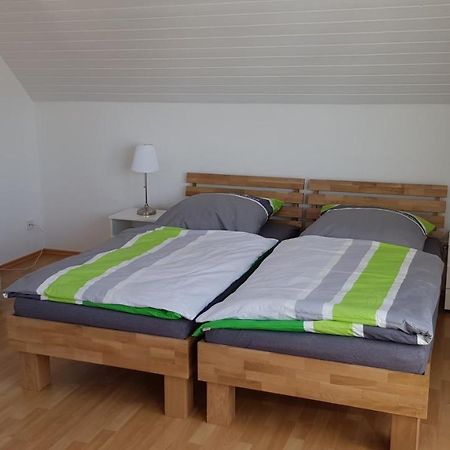 Ferienwohnung Horvath In Kelkheim Bagian luar foto