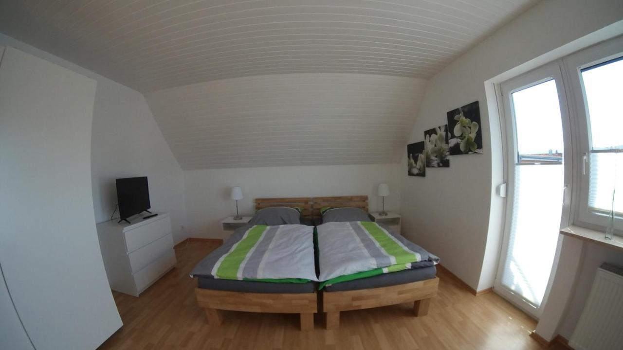 Ferienwohnung Horvath In Kelkheim Bagian luar foto